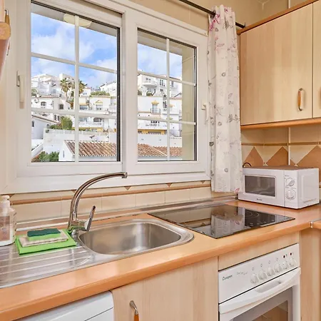Burriana Hideaway Apt Nerja נרחה